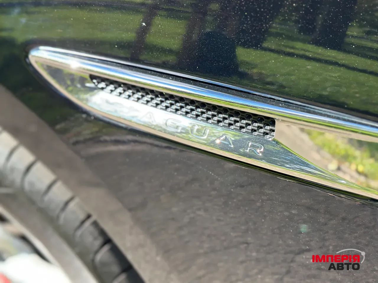 Jaguar F-Pace - фото 8