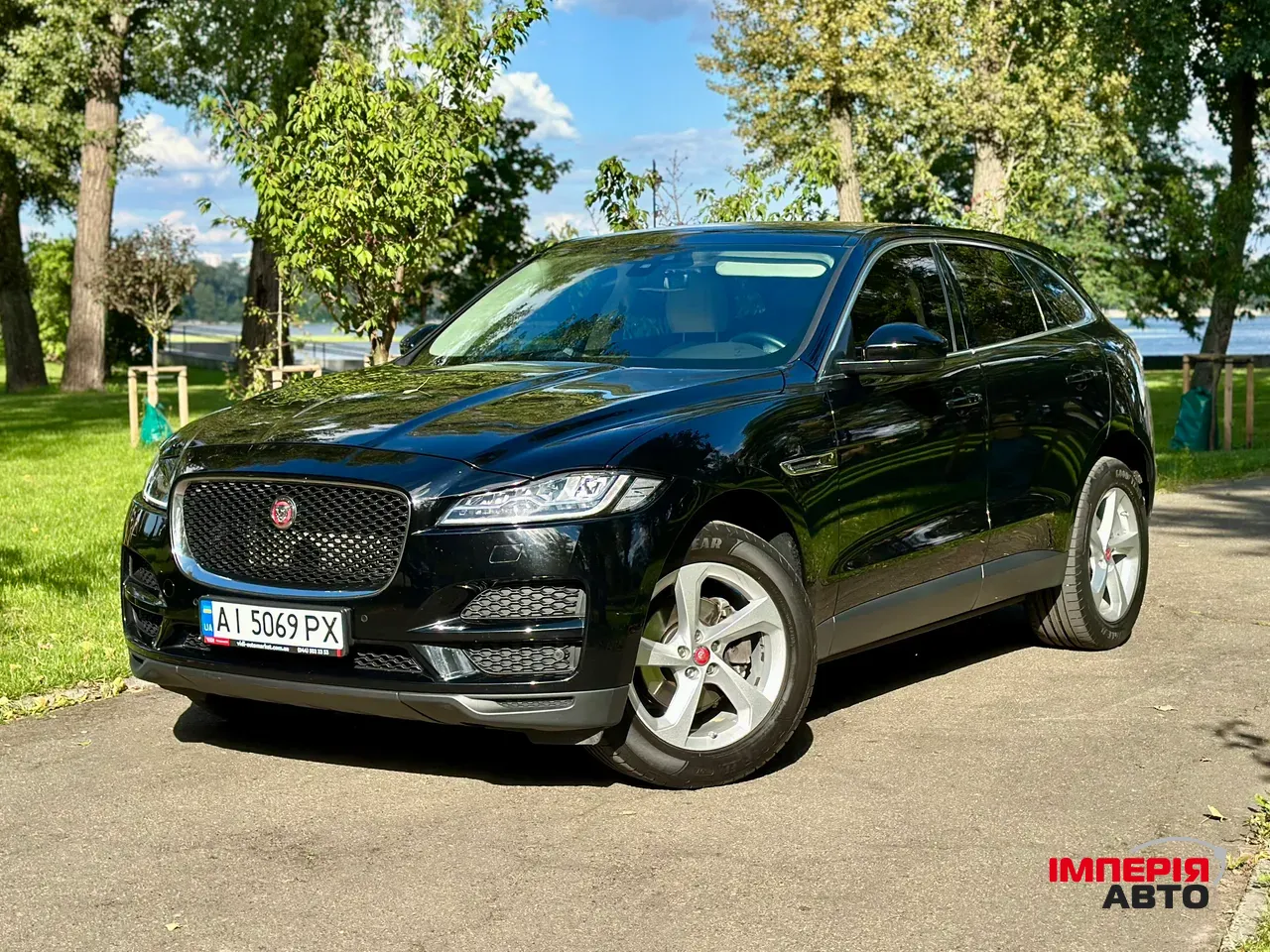 Jaguar F-Pace - фото 3