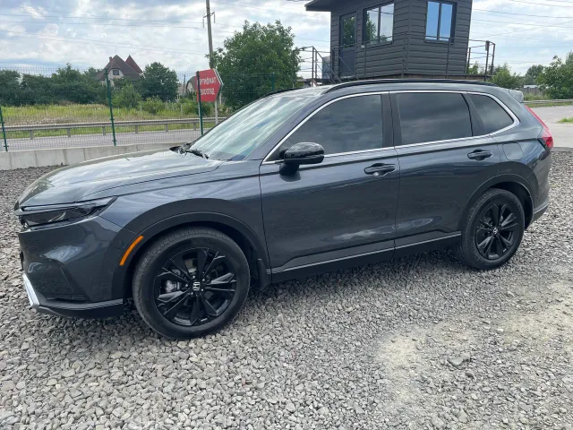 Honda CR-V - фото 1