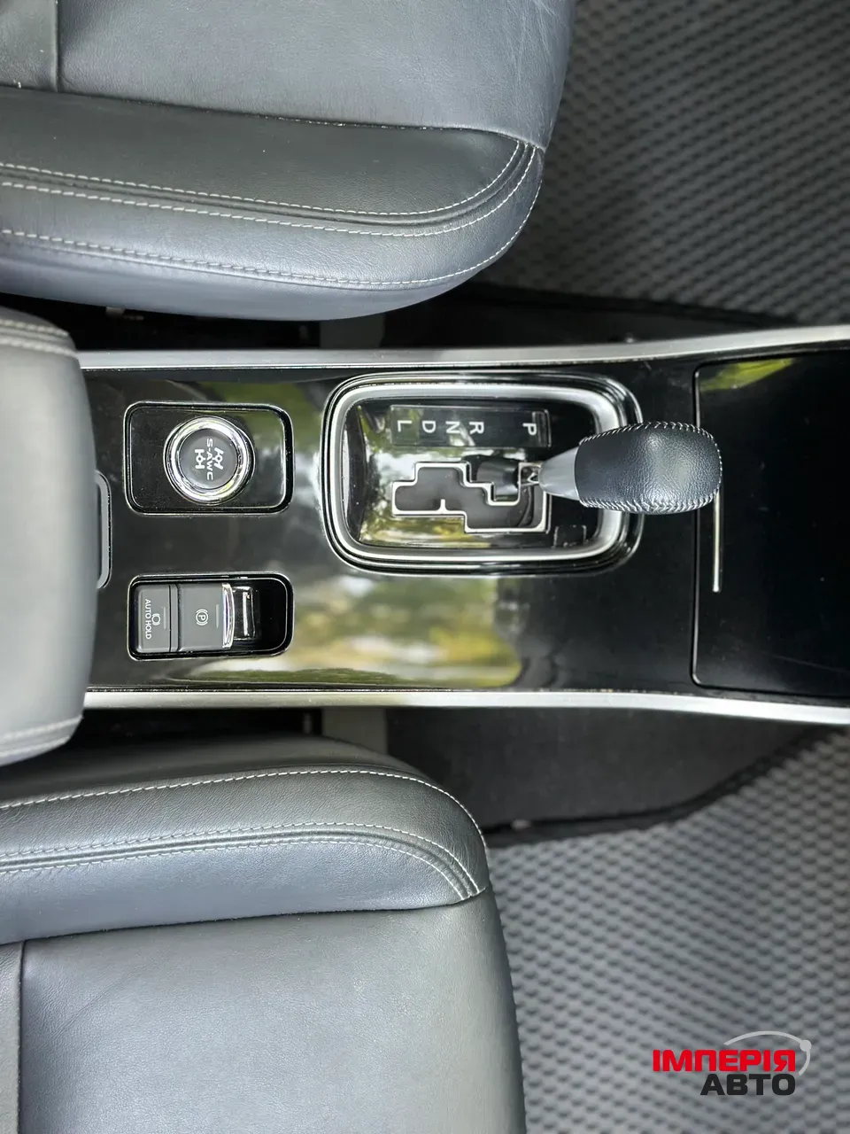 Mitsubishi Outlander - фото 30