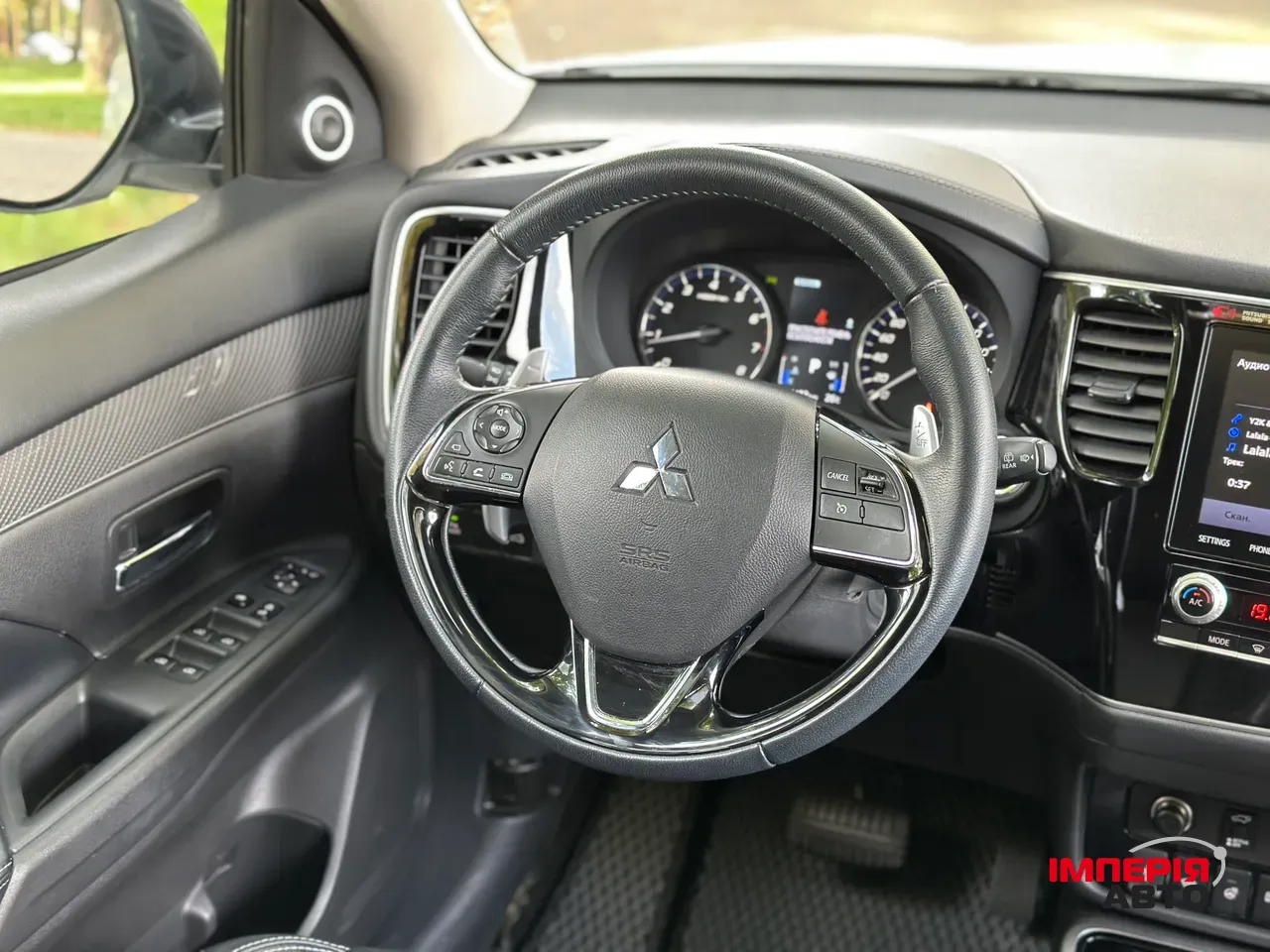 Mitsubishi Outlander - фото 21