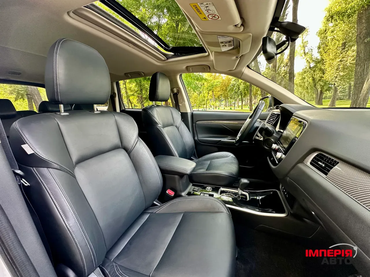 Mitsubishi Outlander - фото 16