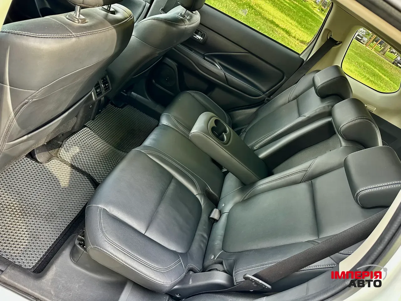 Mitsubishi Outlander - фото 15