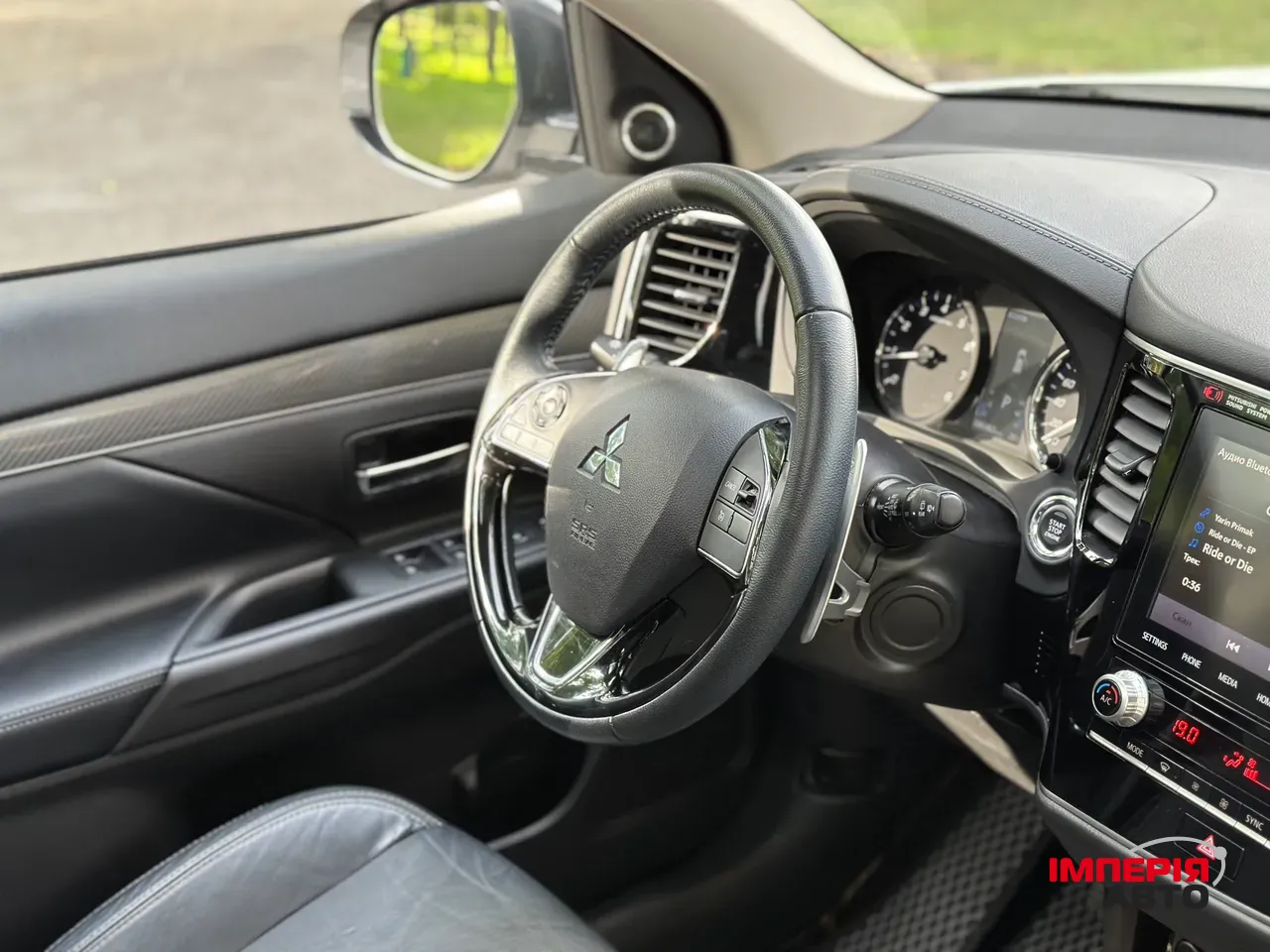 Mitsubishi Outlander - фото 19