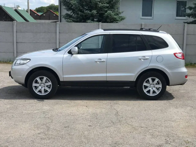 Hyundai Santa Fe - фото 3