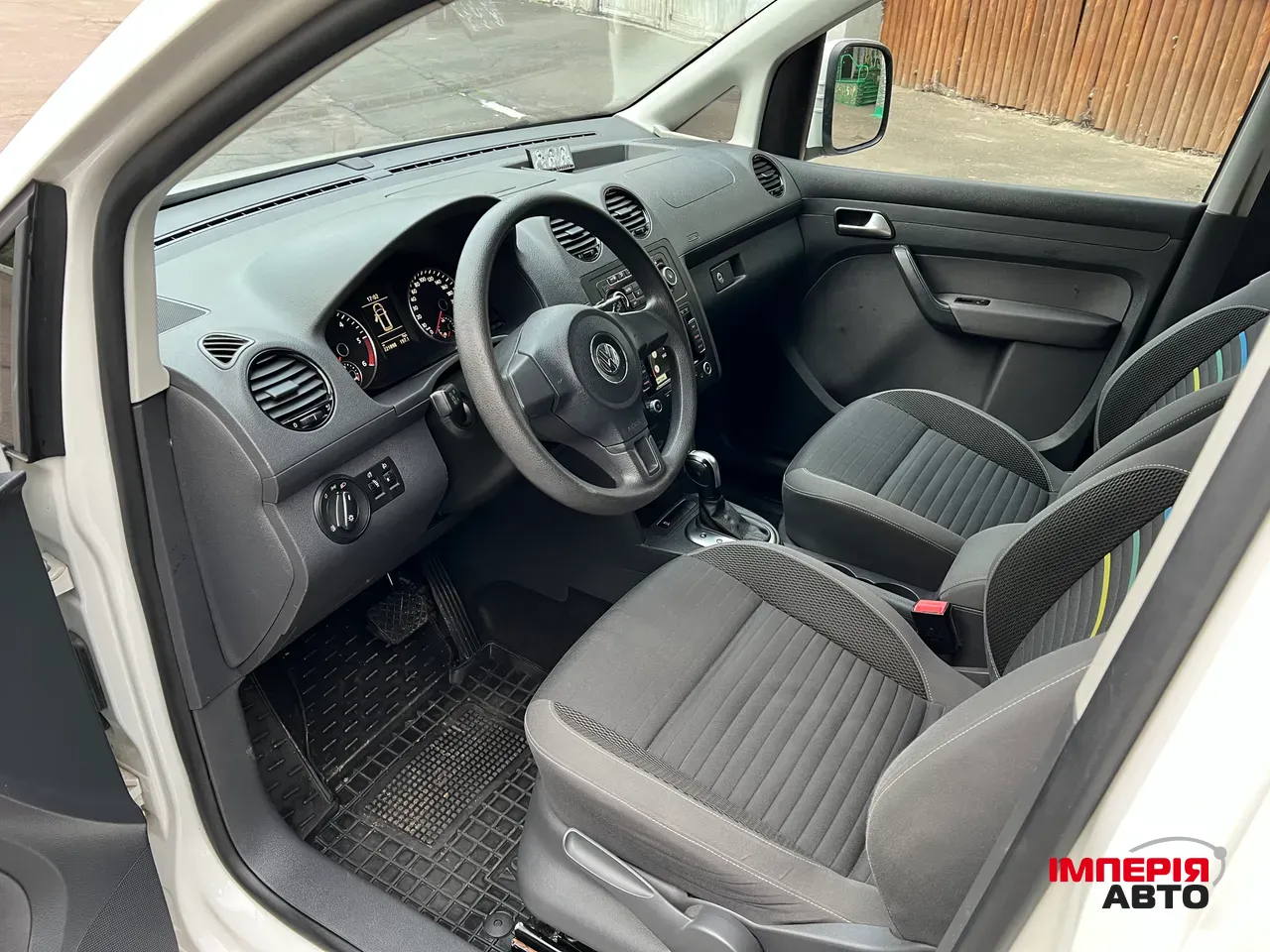 Volkswagen Caddy - фото 7