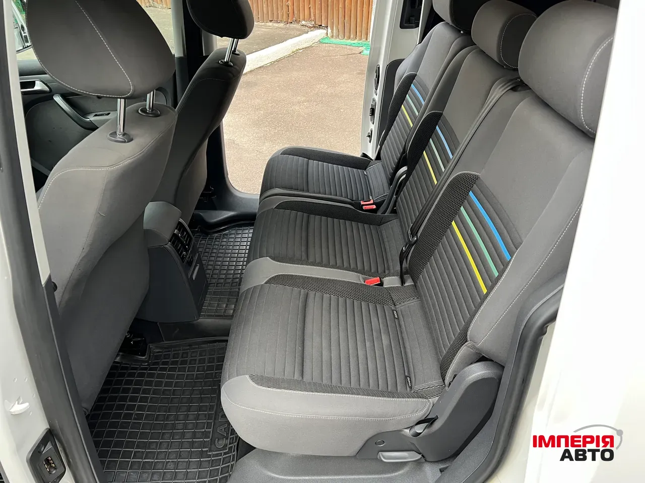 Volkswagen Caddy - фото 2