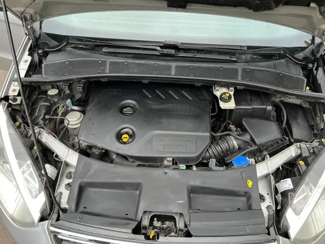 Ford Galaxy - фото 2