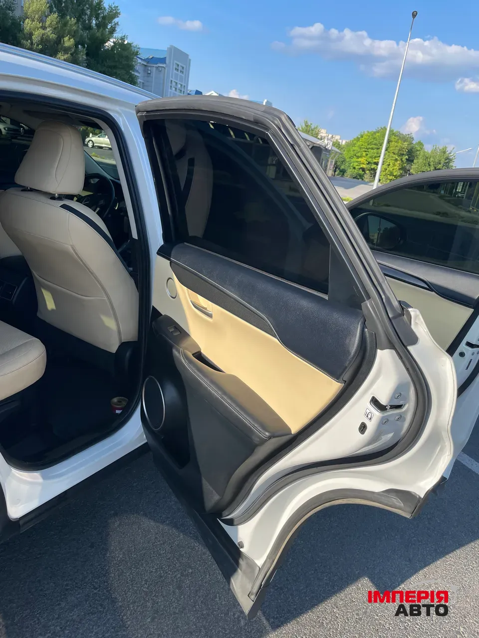 Lexus NX - фото 11