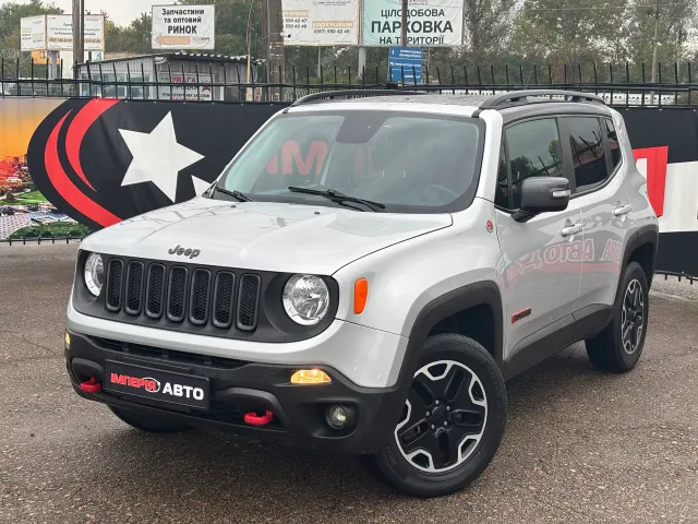 Jeep Renegade - фото 1