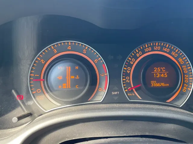 Toyota Corolla - фото 5