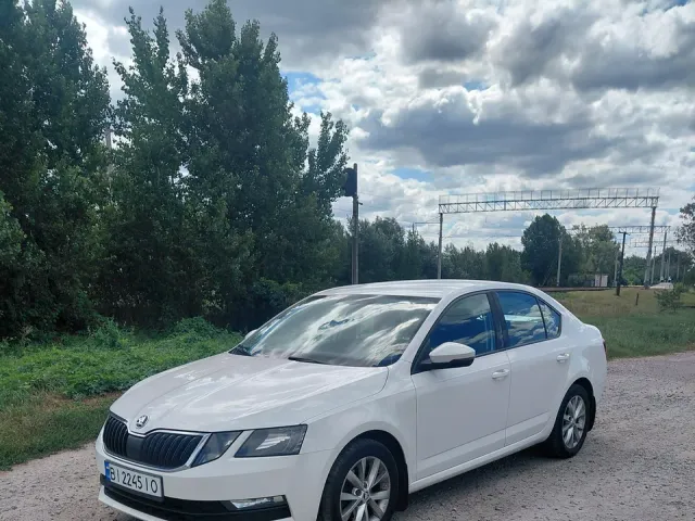 Skoda Octavia - фото 4