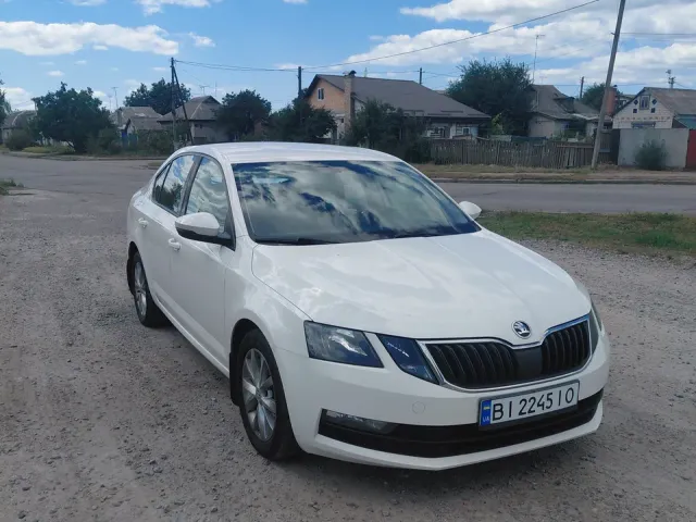 Skoda Octavia - фото 5