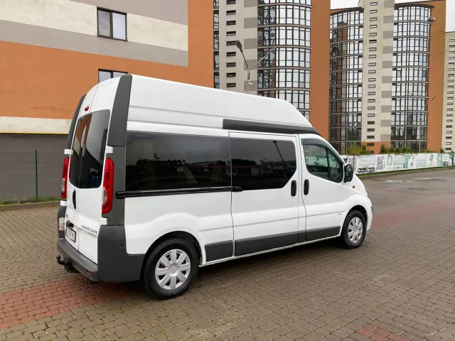 Opel Vivaro - фото 5
