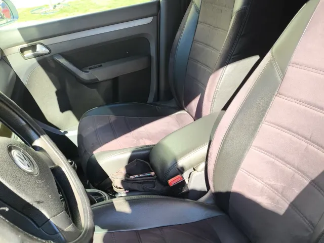Volkswagen Touran - фото 2