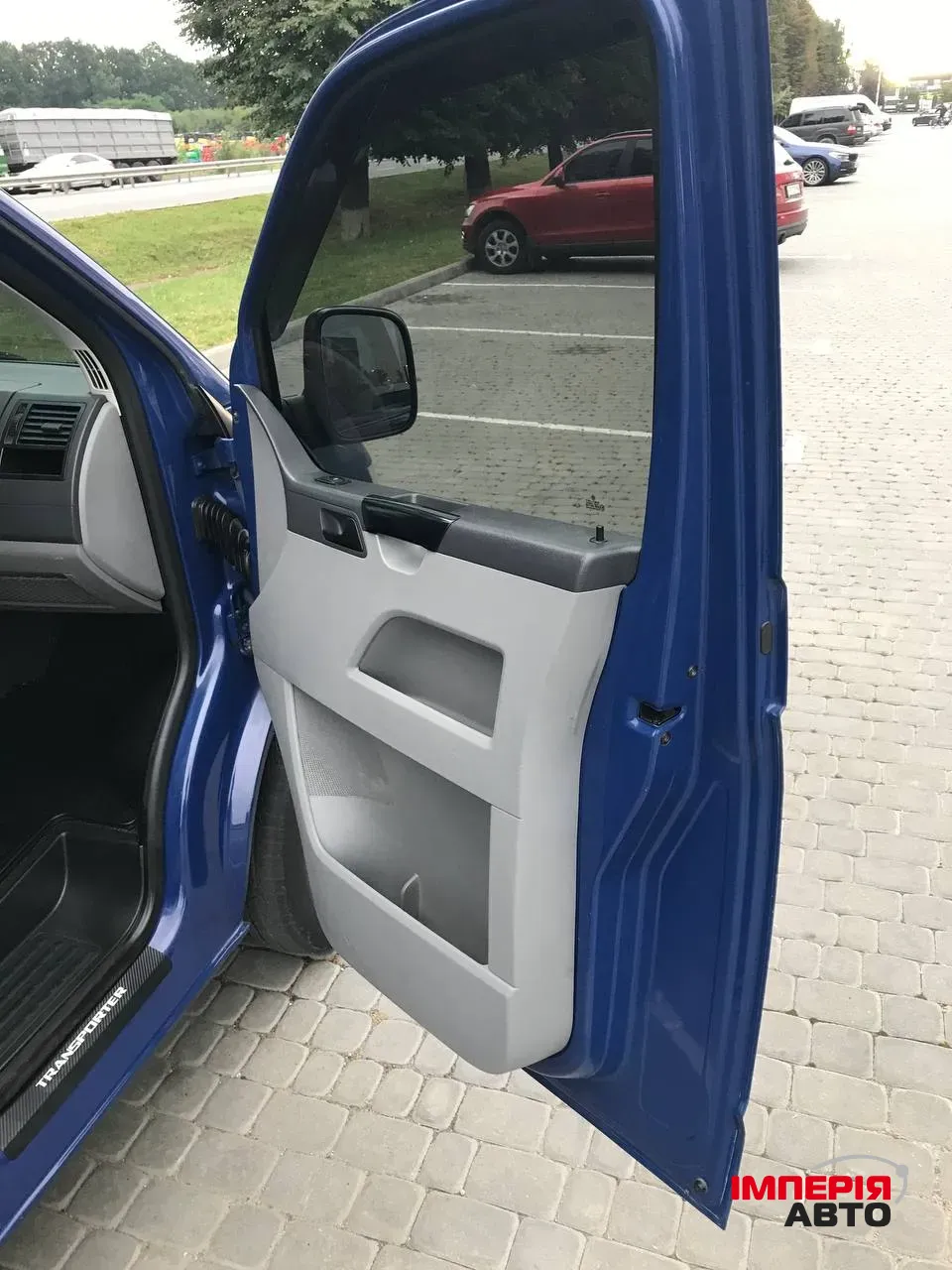 Volkswagen Transporter - фото 24