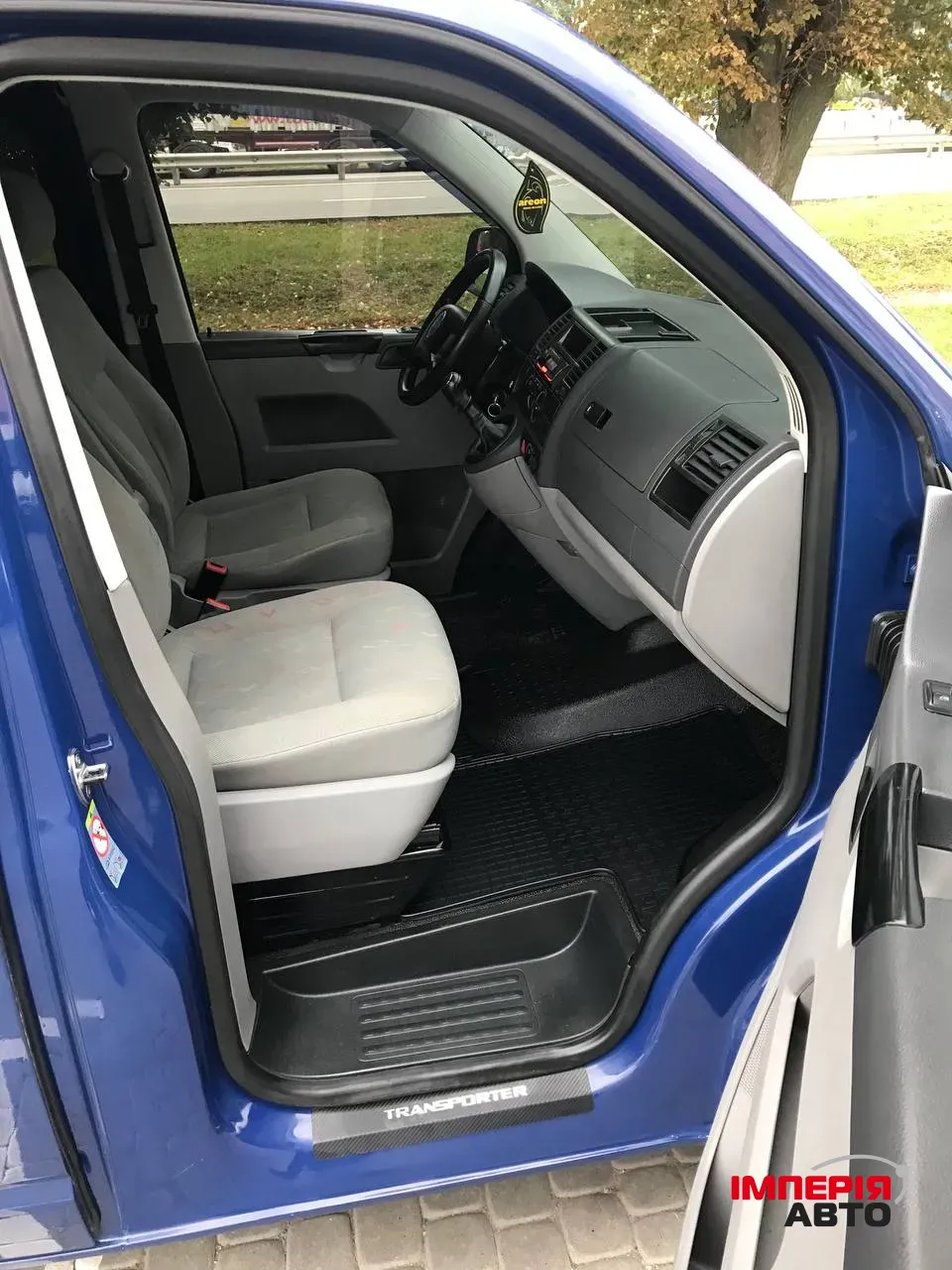 Volkswagen Transporter - фото 20