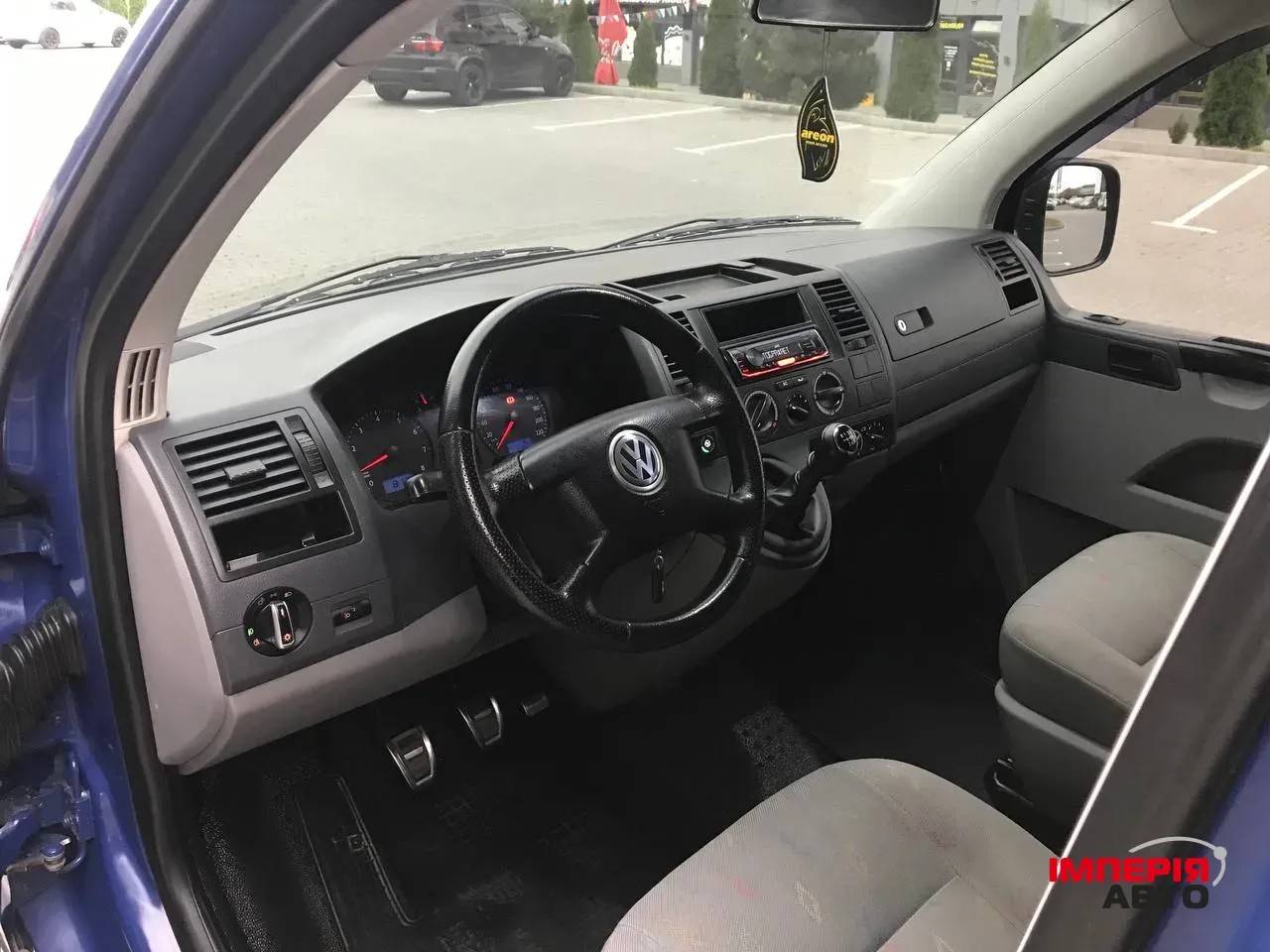 Volkswagen Transporter - фото 18