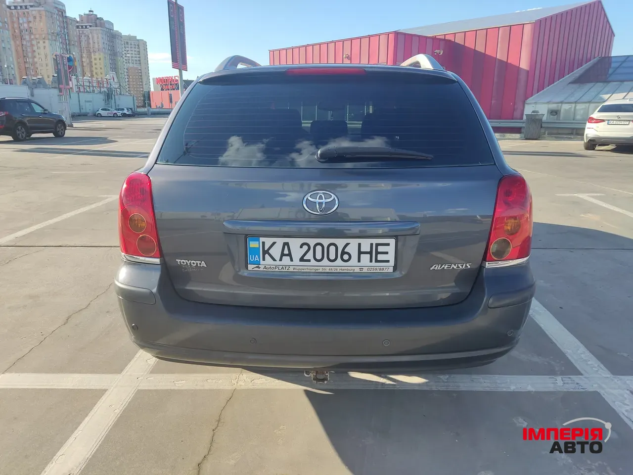 Toyota Avensis - фото 5