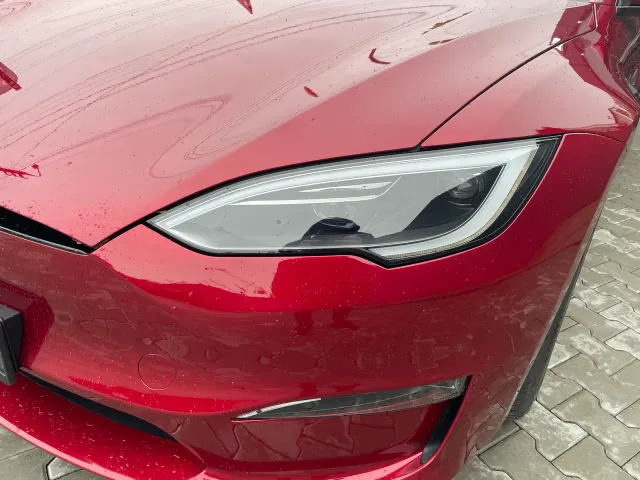 Tesla Model S - фото 3
