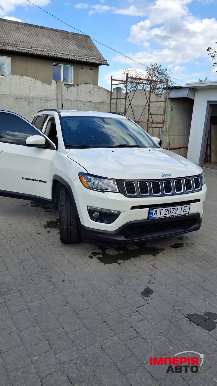 Jeep Compass - фото 8