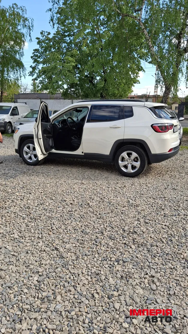 Jeep Compass - фото 5
