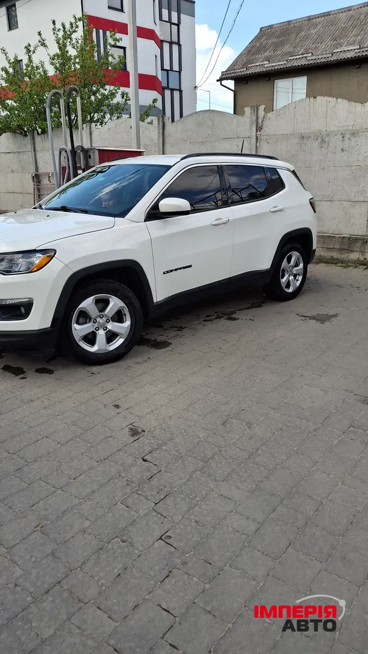 Jeep Compass - фото 3