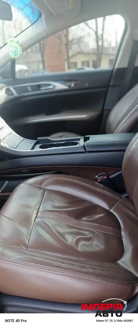 Lincoln MKZ - фото 6