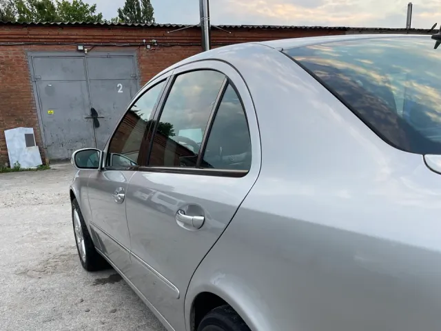 Mercedes-Benz E-Класс - фото 5