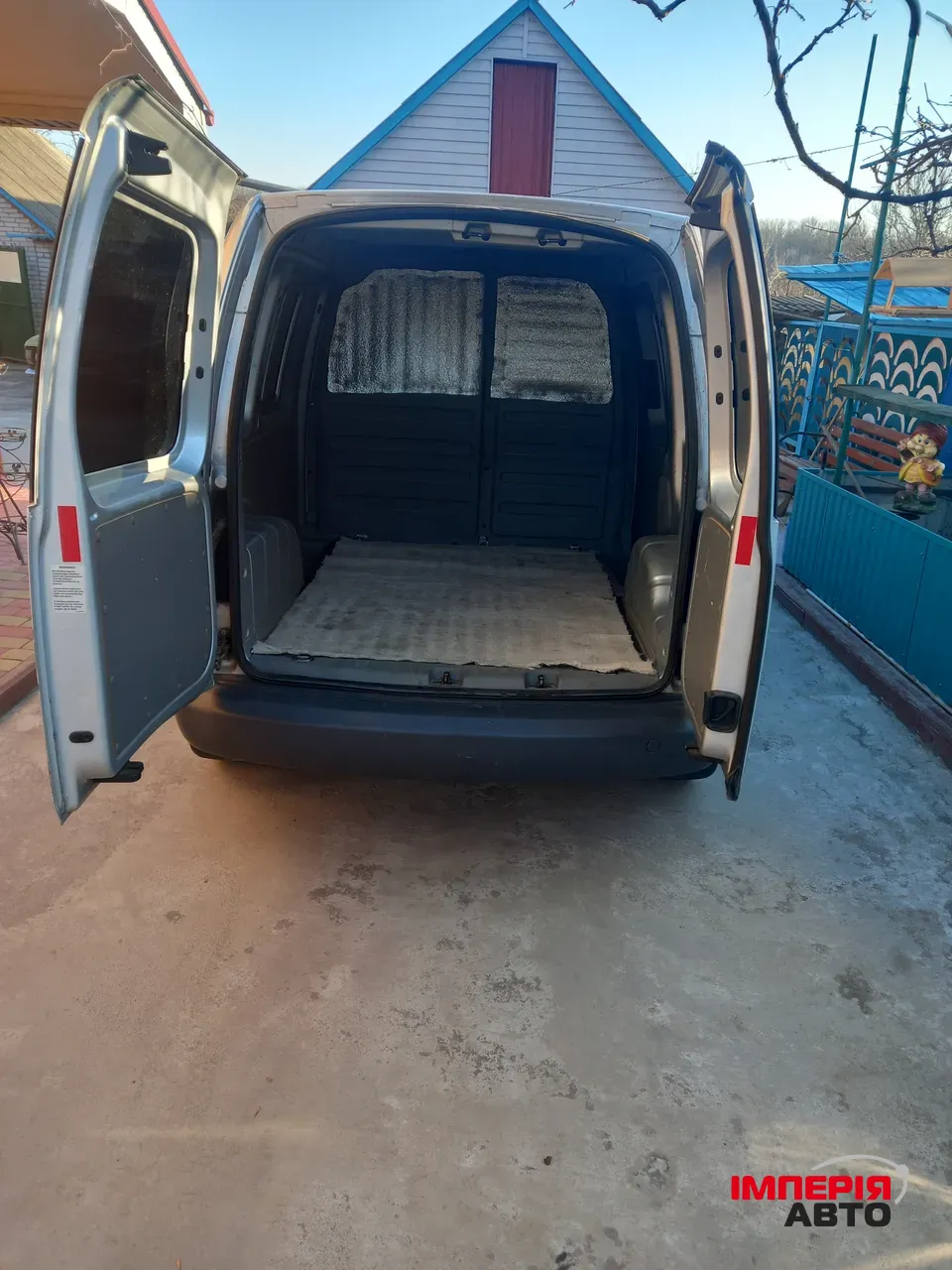 Volkswagen Caddy - фото 4