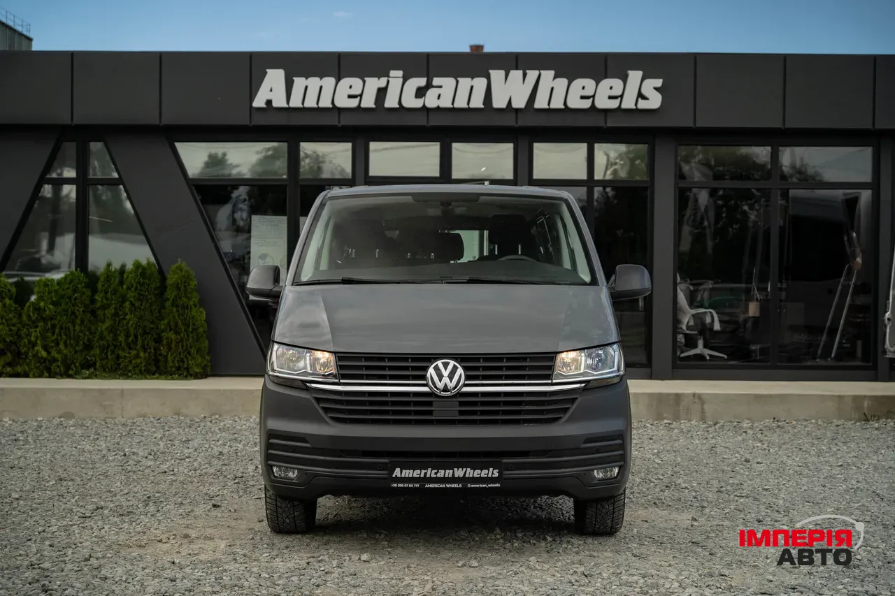 Volkswagen Caravelle - фото 2