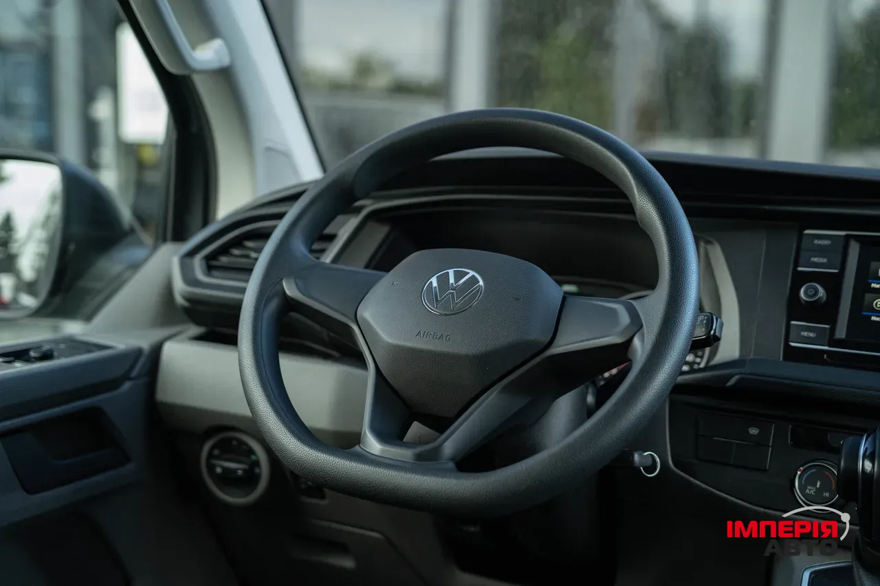 Volkswagen Caravelle - фото 19