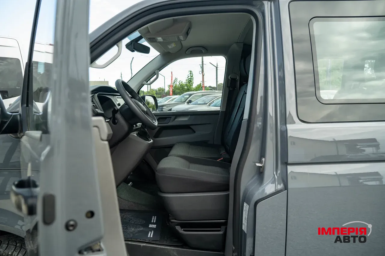 Volkswagen Caravelle - фото 14