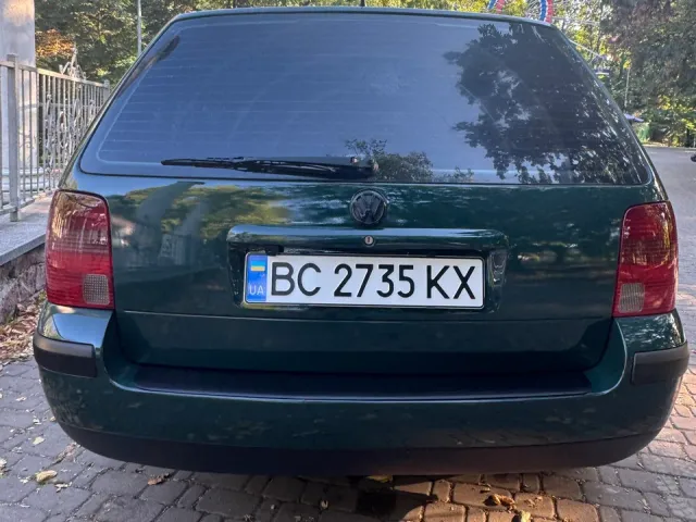 Volkswagen Passat - фото 4