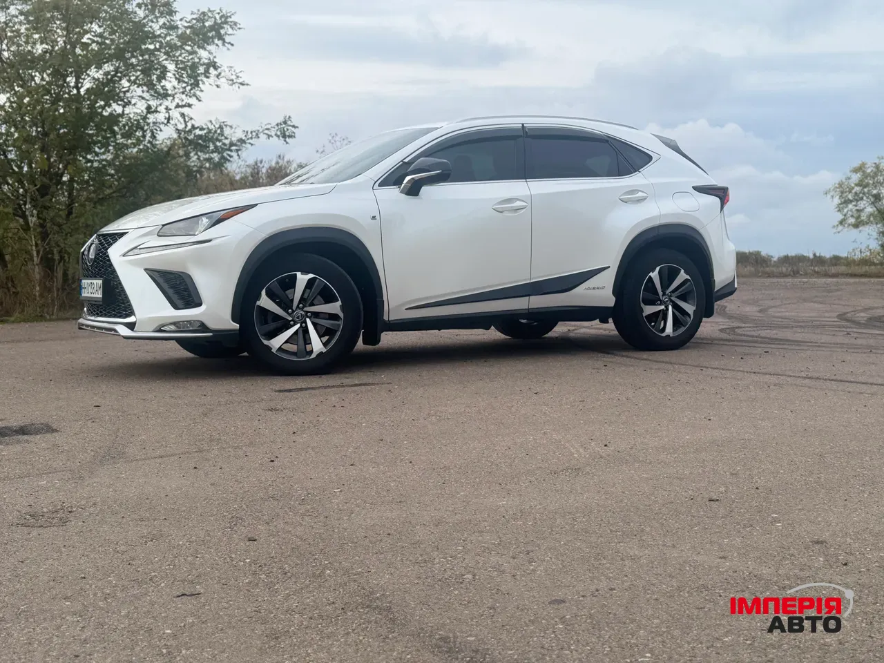 Lexus NX - фото 4
