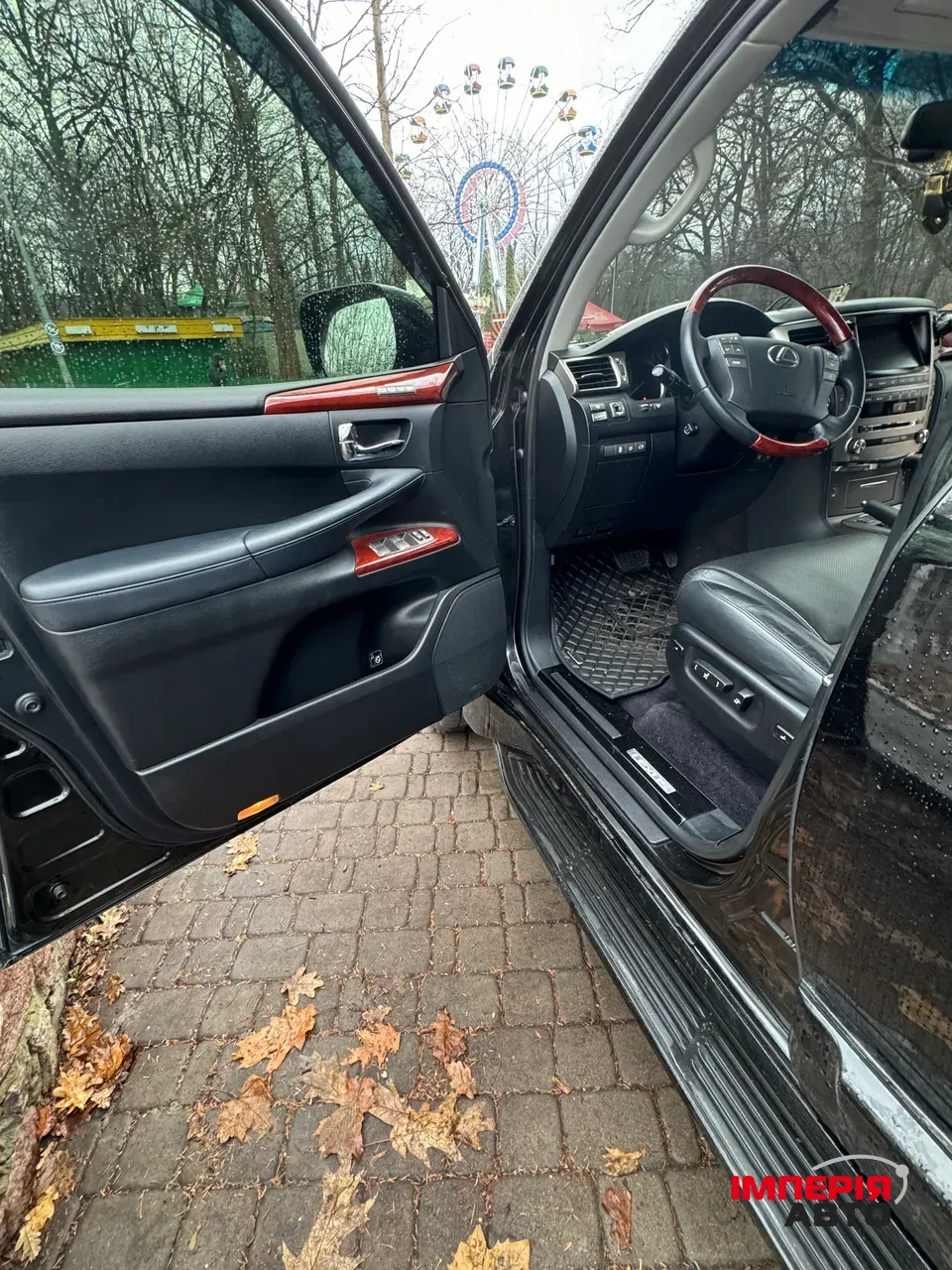 Lexus LX - фото 9