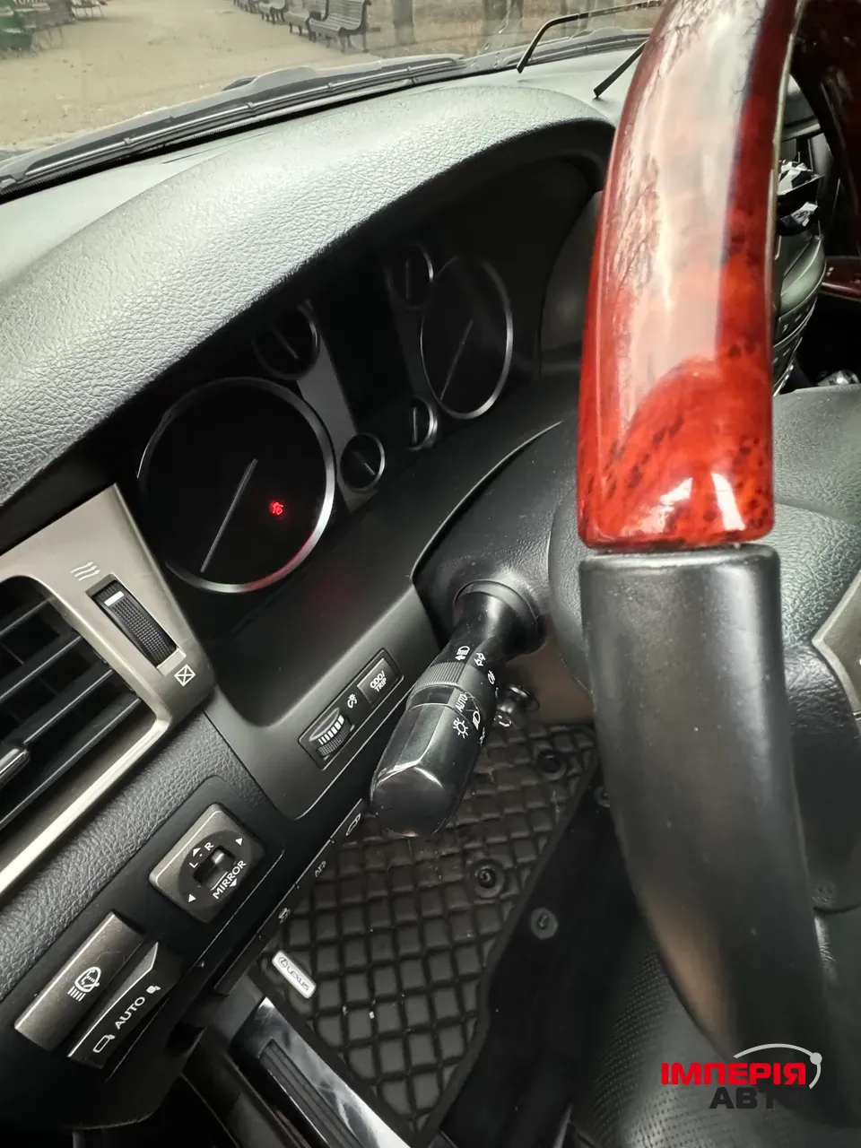 Lexus LX - фото 33