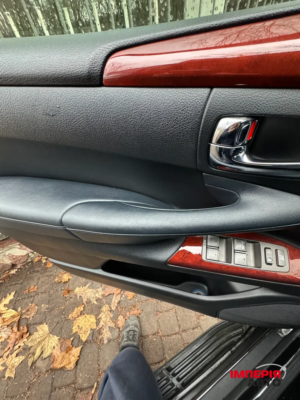 Lexus LX - фото 39