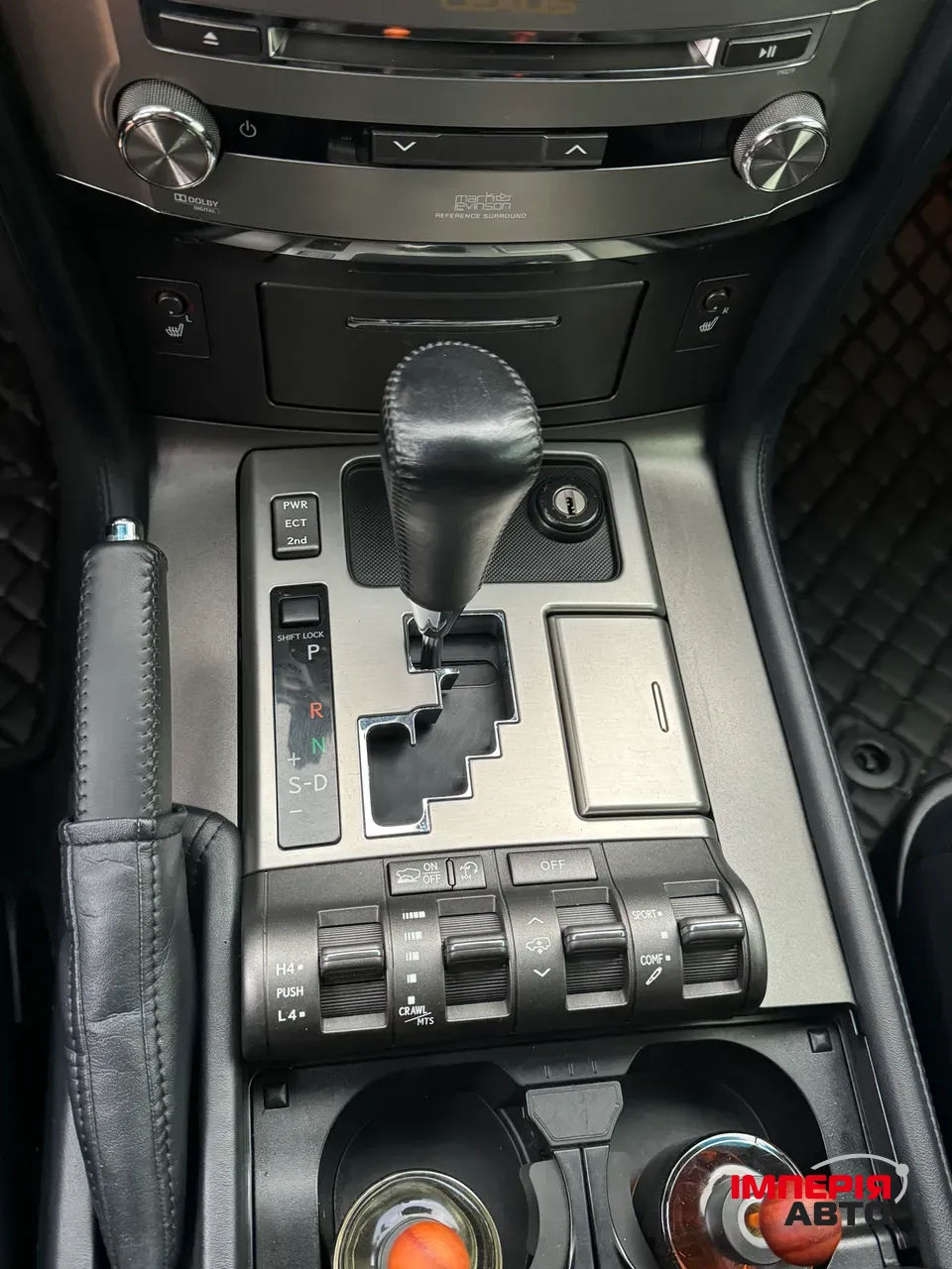 Lexus LX - фото 31