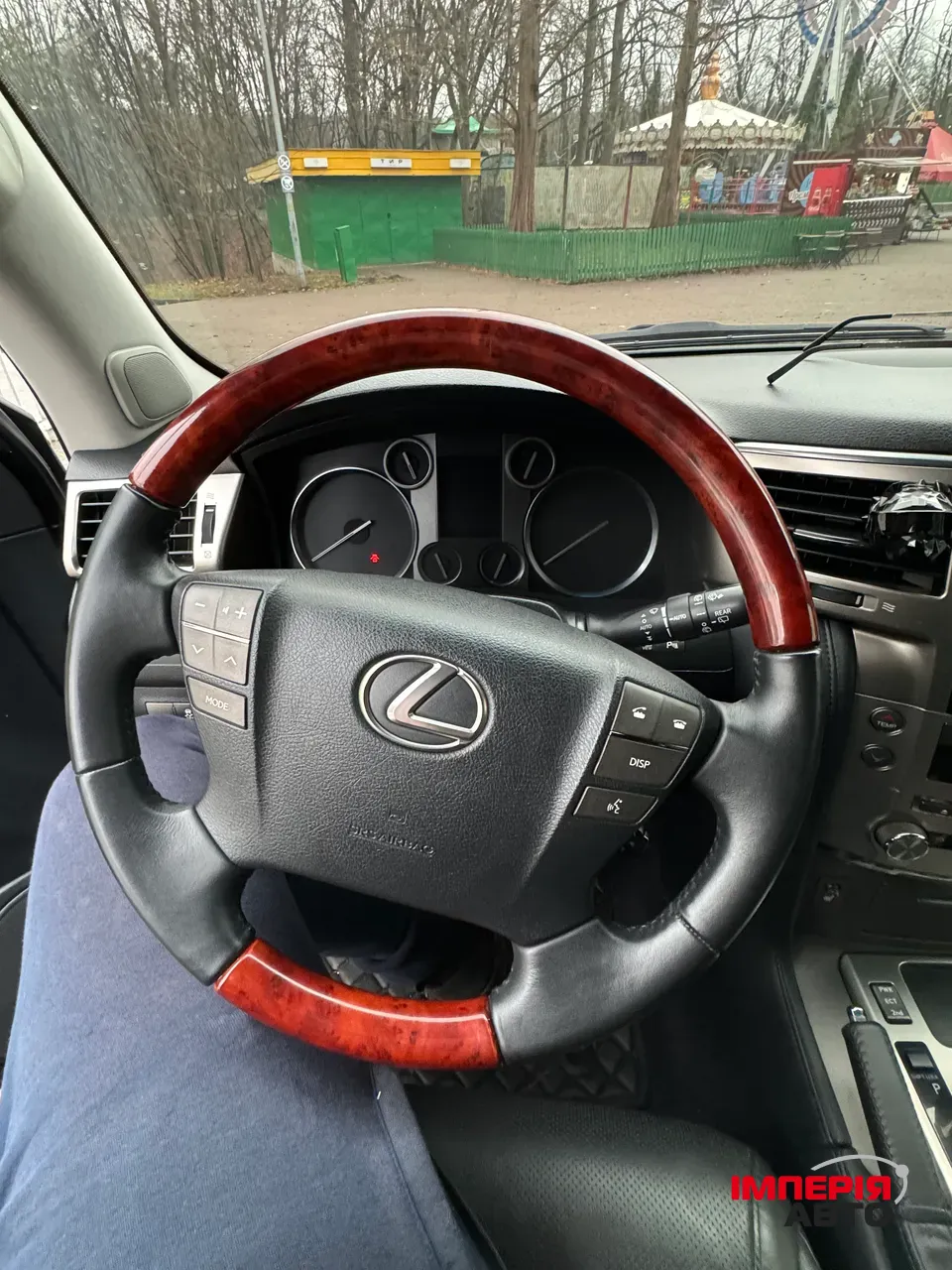 Lexus LX - фото 26