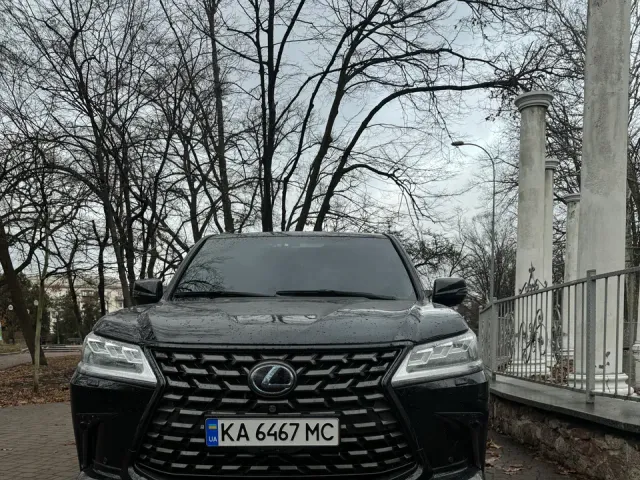 Lexus LX - фото 3