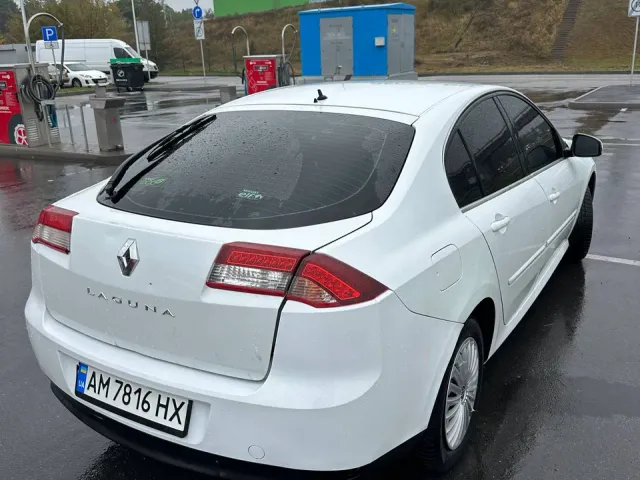 Renault Laguna - фото 5