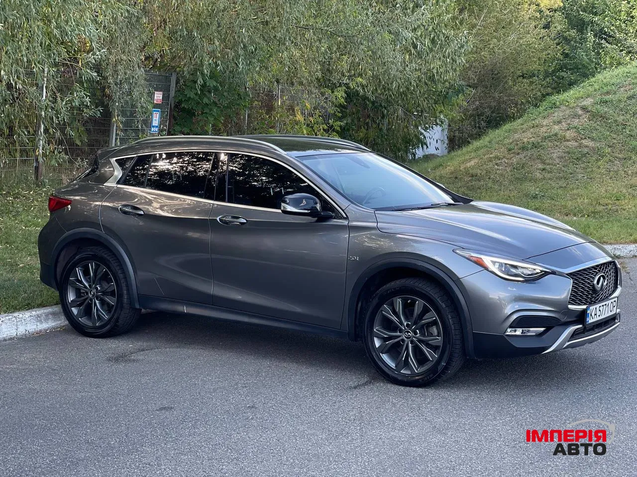 Infiniti QX30 - фото 8