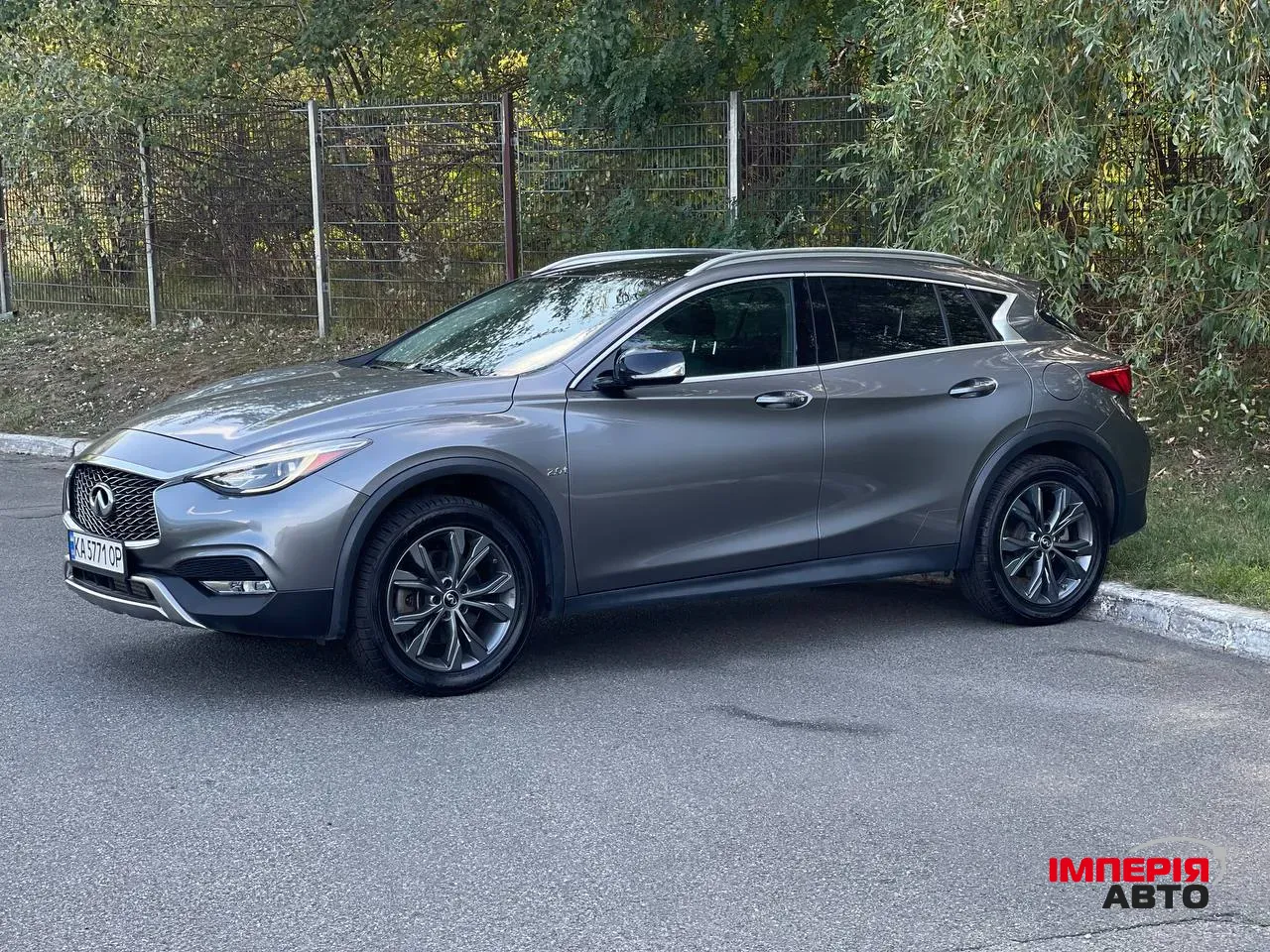 Infiniti QX30 - фото 2