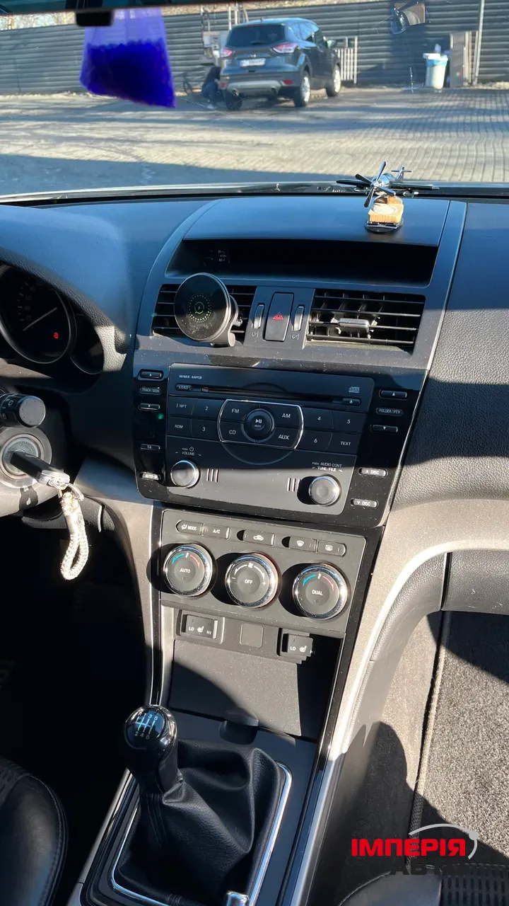 Mazda 6 - фото 18