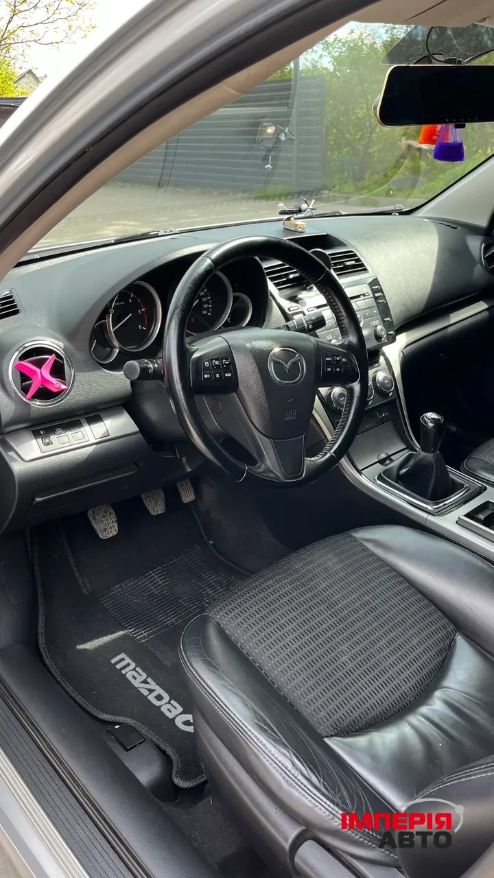 Mazda 6 - фото 10