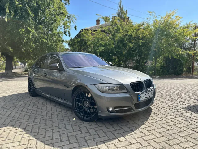 BMW 3 серії - фото 1
