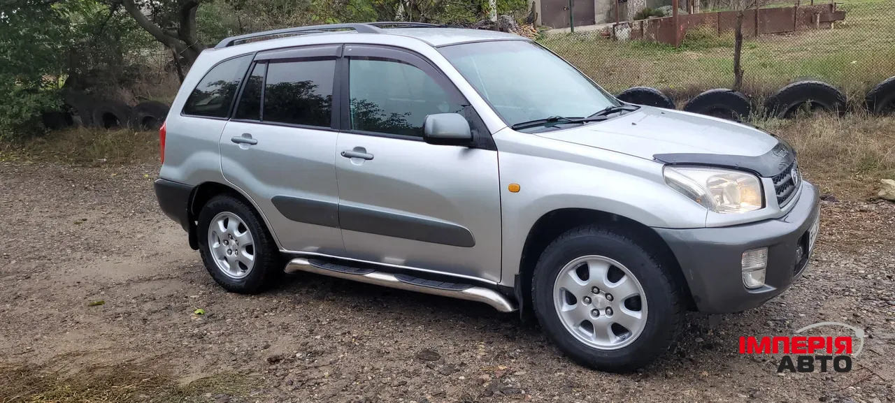 Toyota RAV4 - фото 17