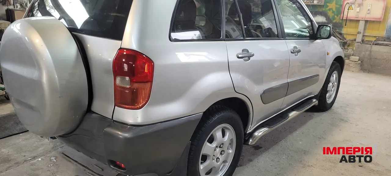 Toyota RAV4 - фото 24