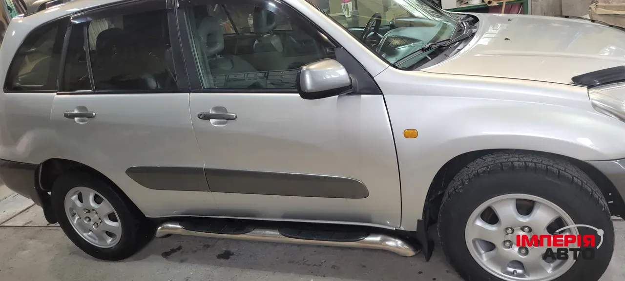 Toyota RAV4 - фото 26